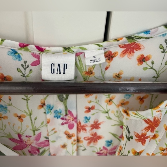 GAP WOMENS LONG SLEEVE FLORAL BLOUSE SIZE S - Picture 2 of 7